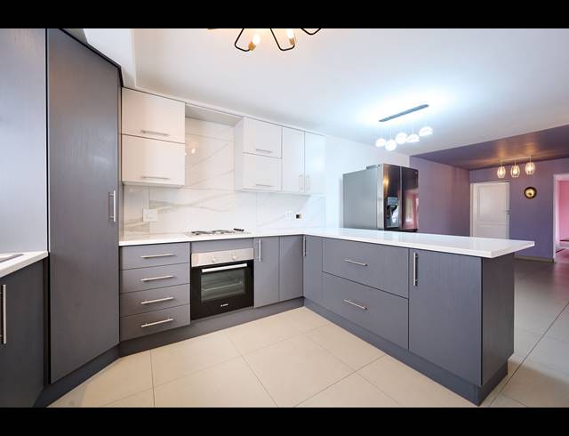 4 BEDROOM HOUSE FOR SALE IN BUCCLEUCH